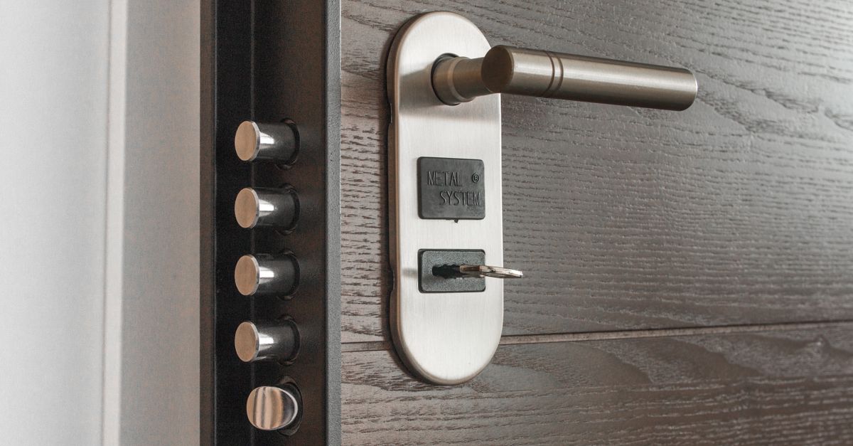 door security hardware — Indian Head Park Locksmith