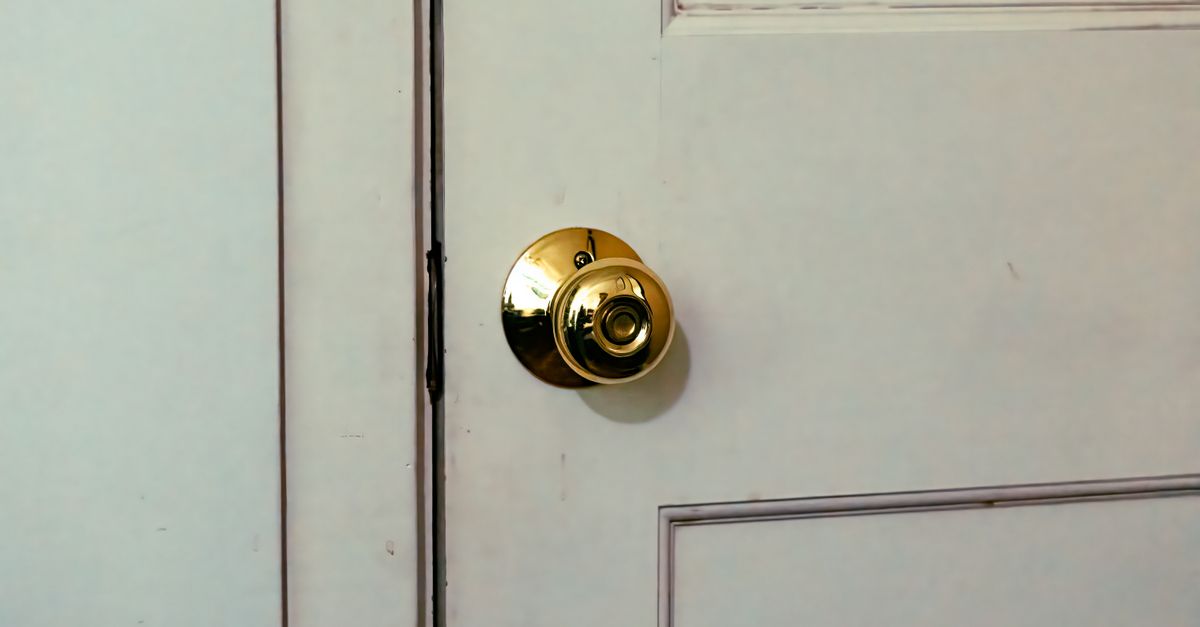 door security hardware — Indian Head Park Locksmith